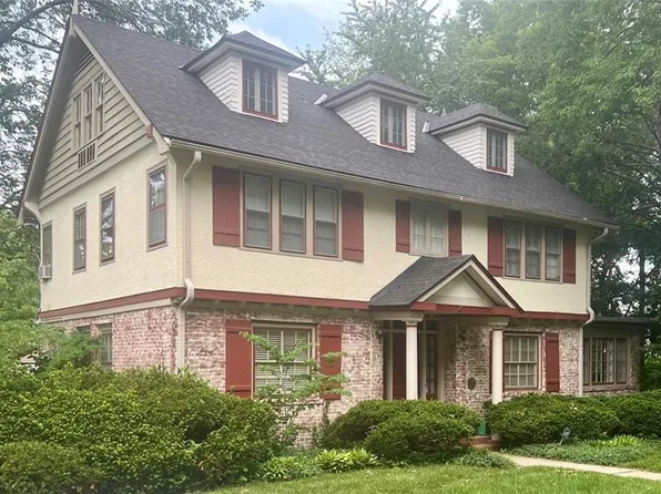 426 W 57th St, Kansas City, MO 64113