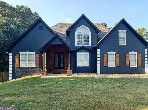 220 Butterfield Ln, Fayetteville, GA 30214