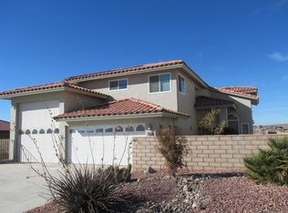 26532 Blue Water Rd, Helendale, CA 92342