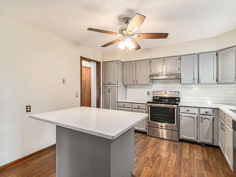 7208 Pine Dr — Photo 6