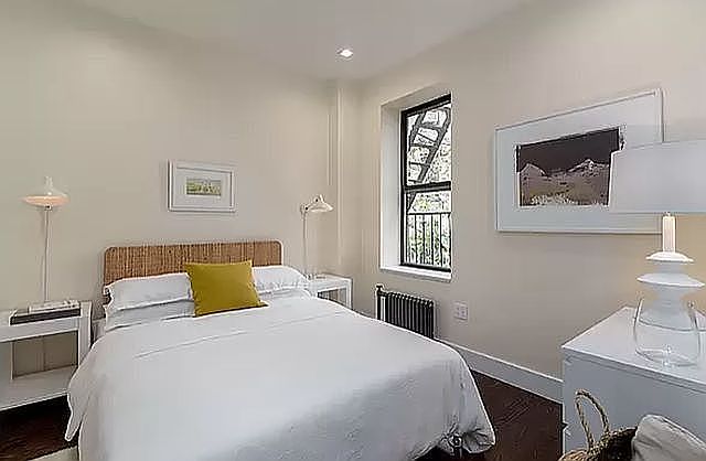 1st image of 921 Washington Ave #126