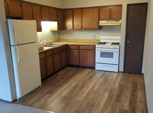 9015 N 96th St #101, Milwaukee, WI 53224