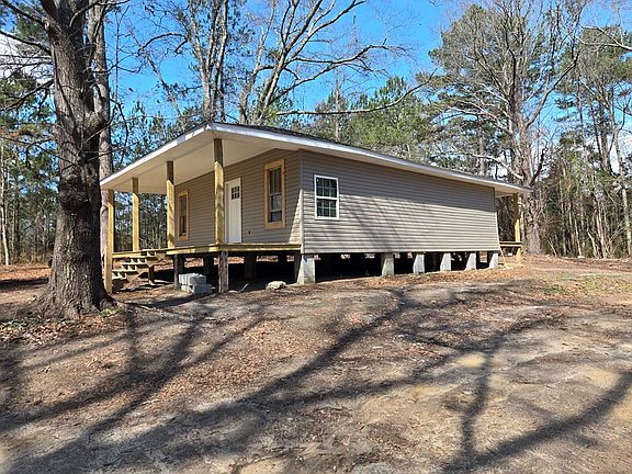 2nd image of 34 Leo Eaves Rd