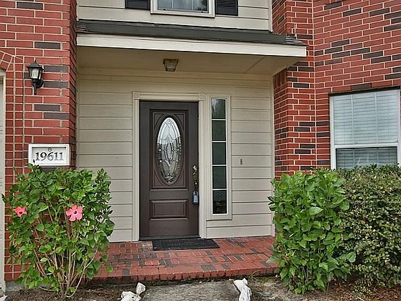 2nd image of 19611 Pitchstone Dr