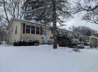 5121 Manitowoc Pkwy, Madison, WI 53705