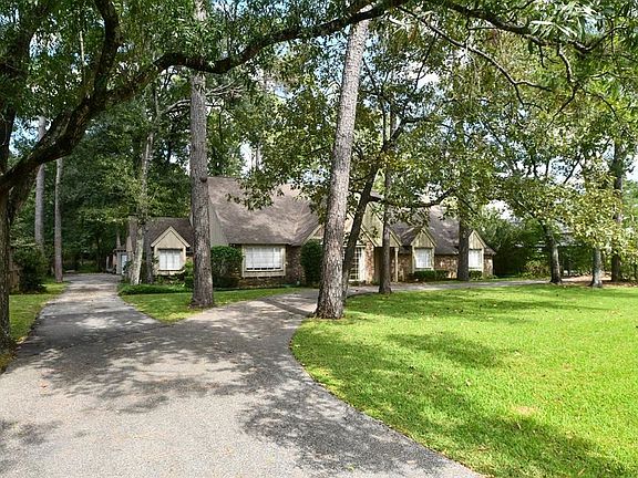 2nd image of 11906 Heritage Ln
