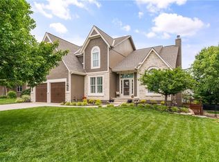 12213 Bradshaw St, Overland Park, KS 66213