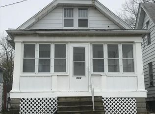 904 E Kansas St, Peoria, IL