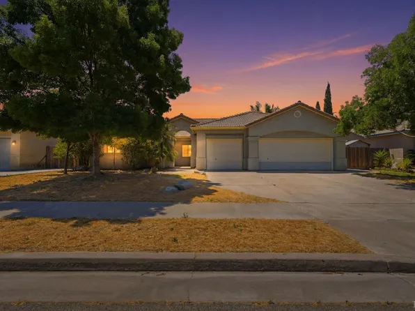 1623 Humboldt St, Lemoore, CA 93245