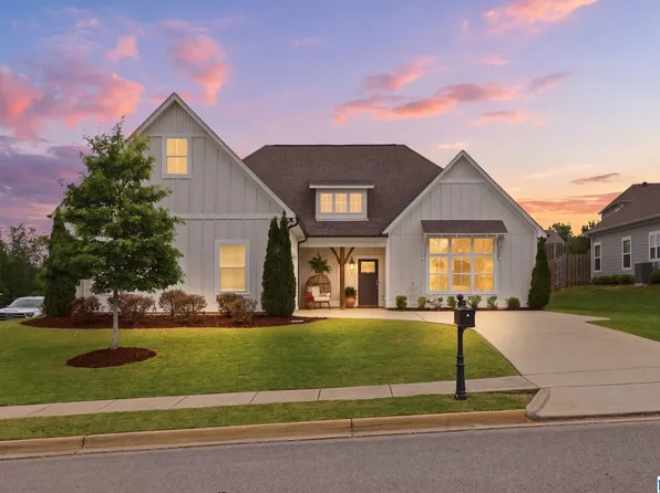 1034 Camellia Ridge Dr, Pelham, AL 35124