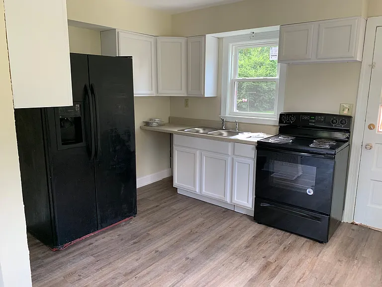 1116 Springview Dr — Photo 5