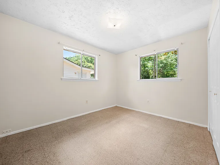 Secondary Bedroom with Vinyl Flooring