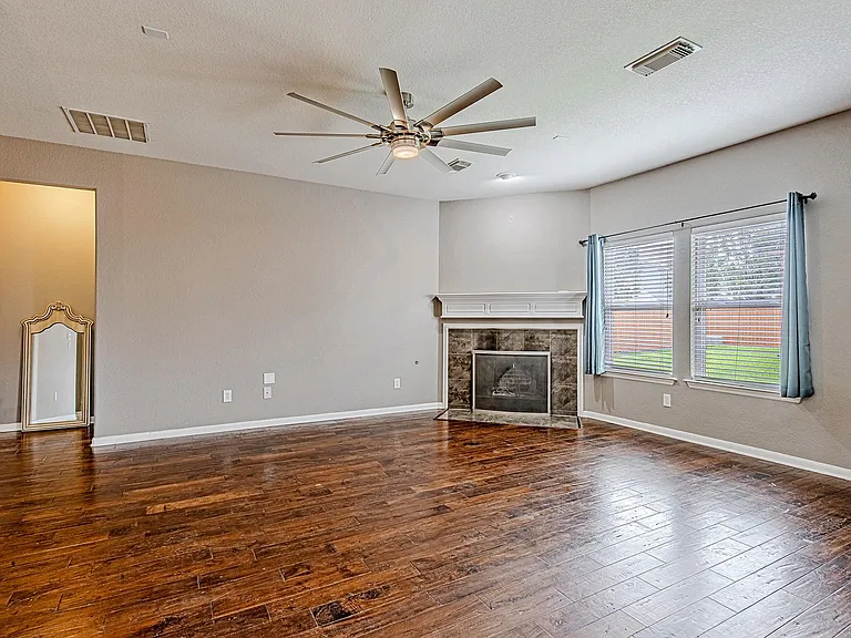 7507 Trail Holw — Photo 16