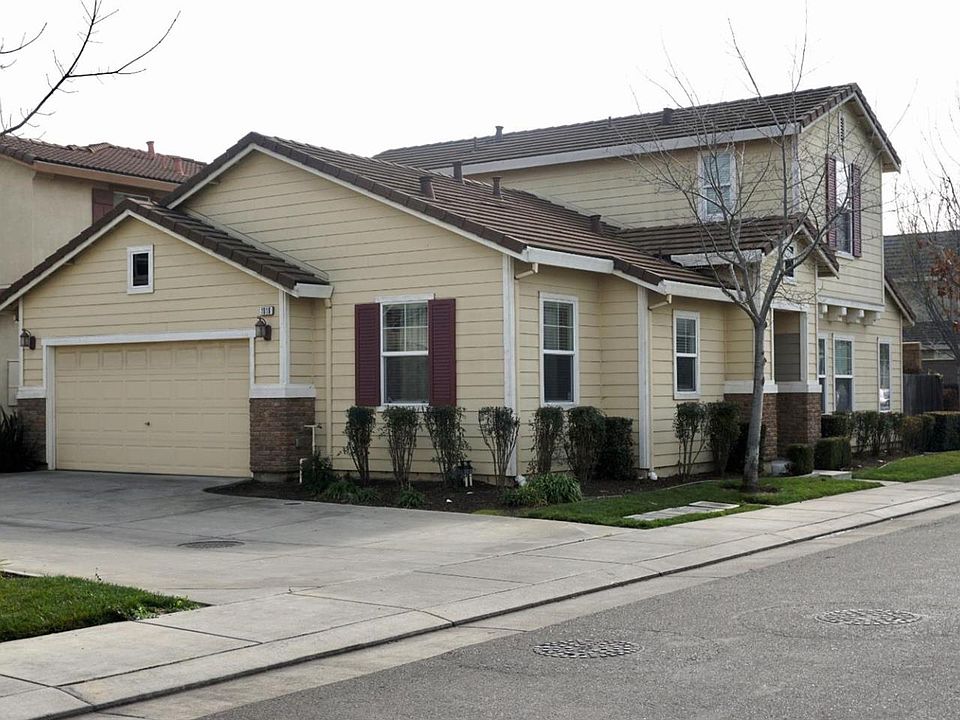 2nd image of 1818 Bella Lago Dr