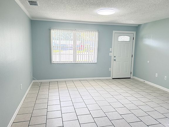 2nd image of 1409 Niobe Ct