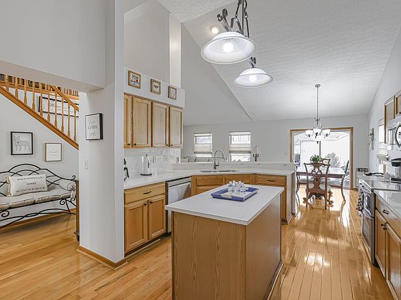 4th image of 6471 Margaret Dr