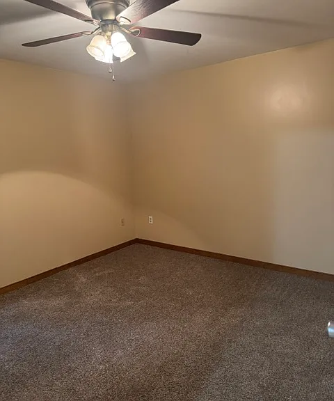 25203 Walkers Landing Ct — Photo 6