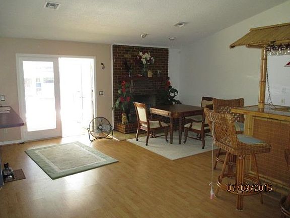 5th image of 146 16th Ave