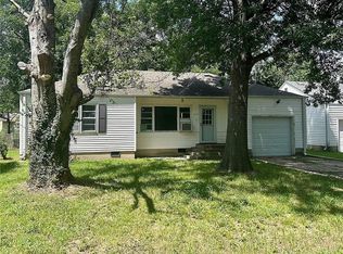 3107 Wood Ave, Parsons, KS 67357