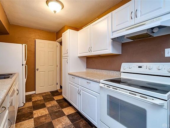 2nd image of 26 Burgess Ave