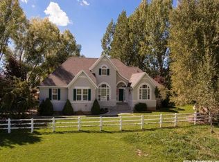 1285 N 7100 E, Huntsville, UT 84317