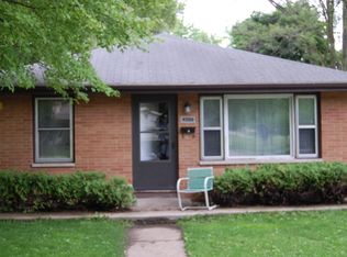 2117 Gideon Ave, Zion, IL 60099