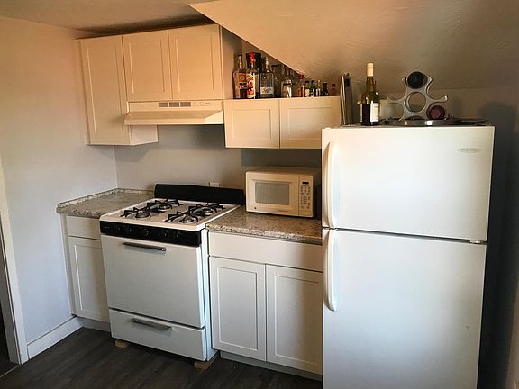 5th image of 30 Gesler St #3