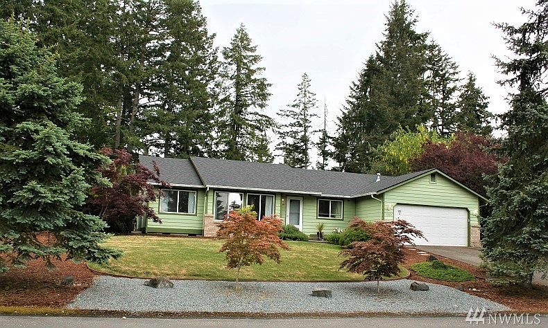 3 year old Roof, New Exterior Paint, Well Landscaped Front Yard, Beautiful Drive In Through Great Neighborhood And No HOA!