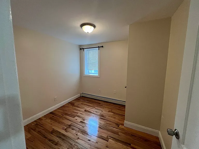 1713 Tenbroeck Ave #1 — Photo 8
