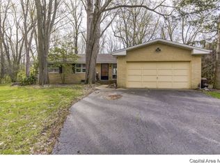 2326 E Lake Shore Dr, Springfield, IL 62712