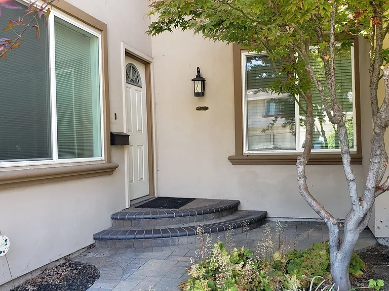 3138 Gulfstream St — Photo 4