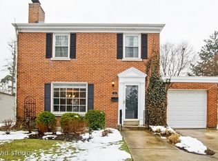 22 S Ridge Ave, Arlington Heights, IL 60005