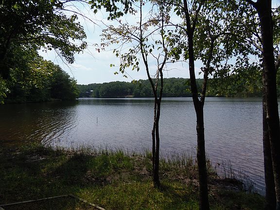 5th image of 2331 Lakeshore Dr