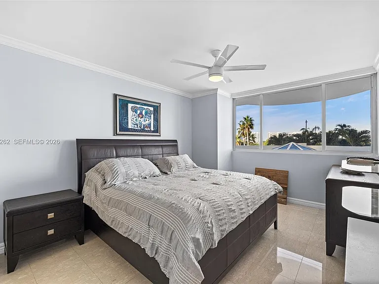 18671 Collins Ave #404 — Photo 24