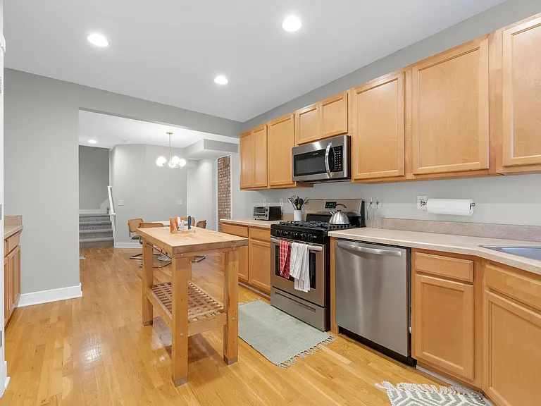 1103 Mount Pleasant Ave #1103 — Photo 10