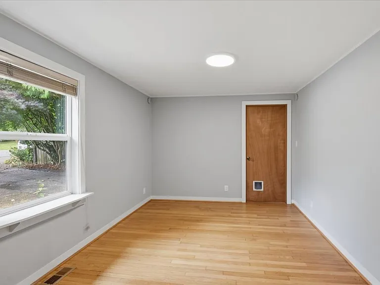 3720 SW 100th St — Photo 12