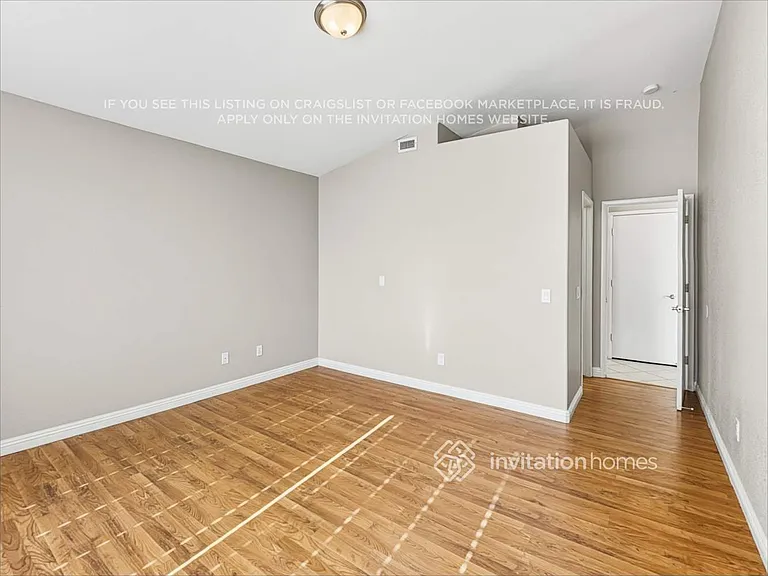 3413 Travelers Ct — Photo 10