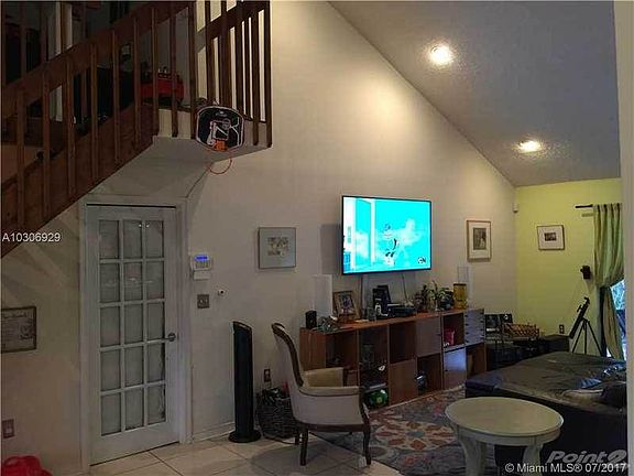 5th image of 7358 NW 47th Pl