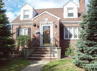 424 W 12th St, Linden, NJ 07036