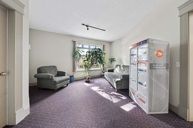1st image of 2 14th St NW #205
