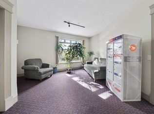 2 14th St NW #205, Calgary, AB T2N1Z4