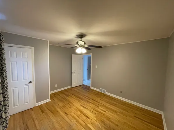 1037 Community Rd APT 2, Schenectady, NY 12303