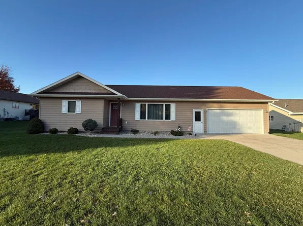 1116 Williams Ave, Mitchell, SD 57301