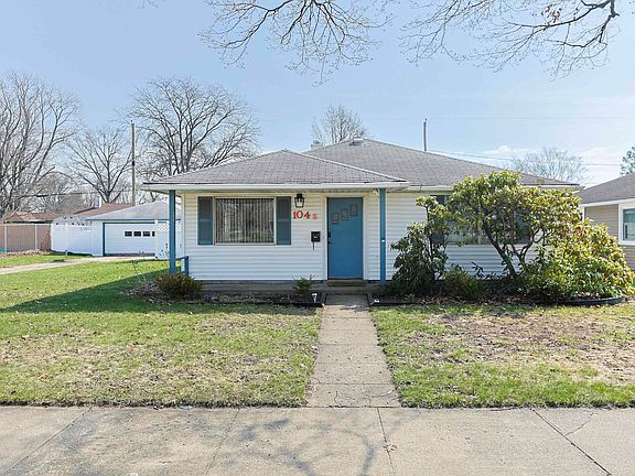 2nd image of 104 S Tuxedo Dr