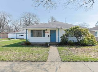 104 S Tuxedo Dr, South Bend, IN 46615