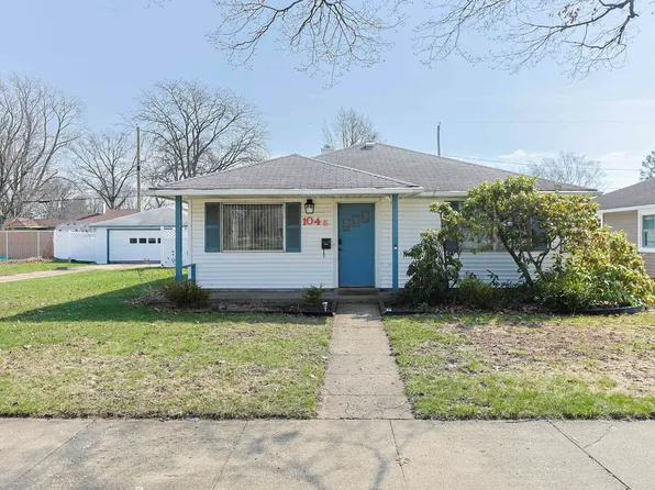 104 S Tuxedo Dr, South Bend, IN 46615