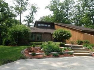 8425 W 85th Ave, Schererville, IN 46375