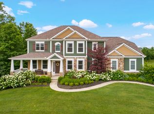 8090 Wolf Path Dr, Powell, OH 43065