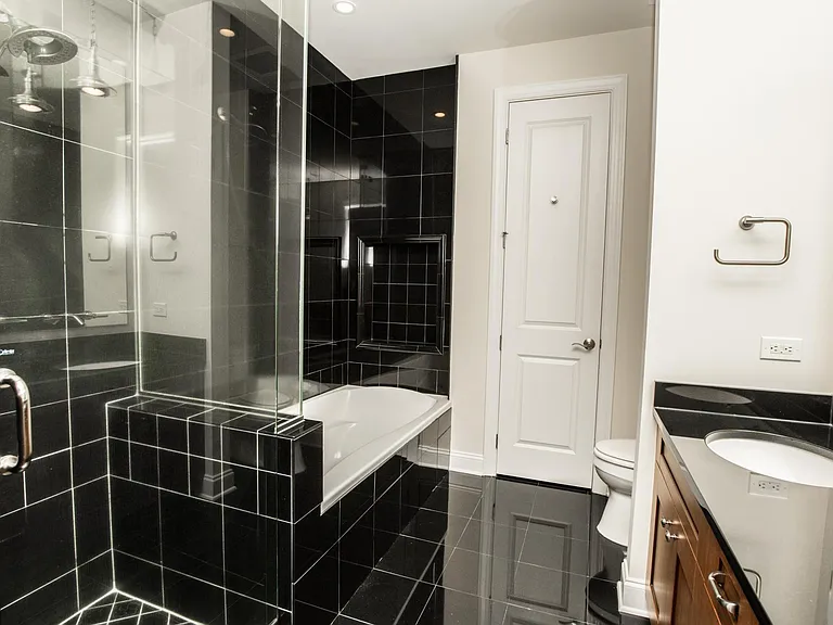 Luxurious Master Bath
