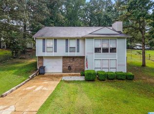3229 Edenburg Dr, Bessemer, AL 35023